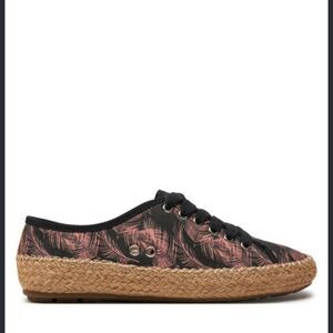 NWT Emu Australia Agonis Pink Palm Espadrilles